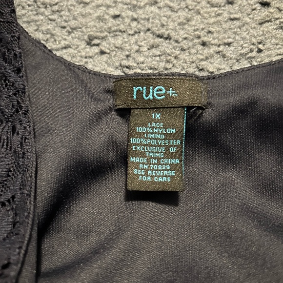 Navy Blue Lace Dress size 1X - Picture 3 of 3